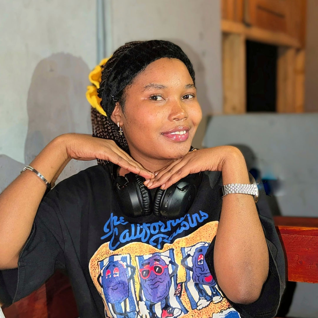 CHARITY_0001_CHARITY 4