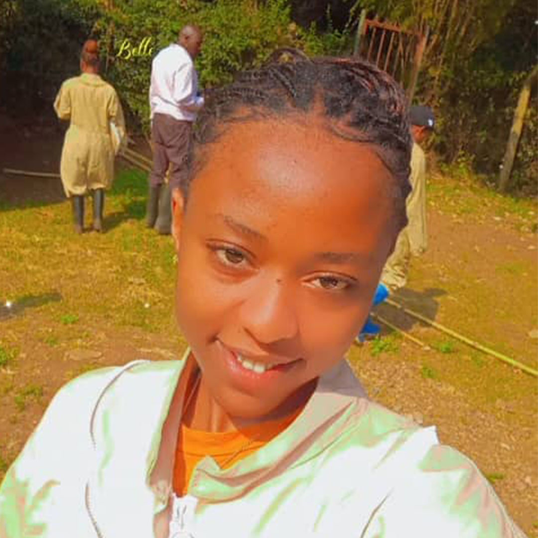 REBECA MALLYA_0000_REBECA 5