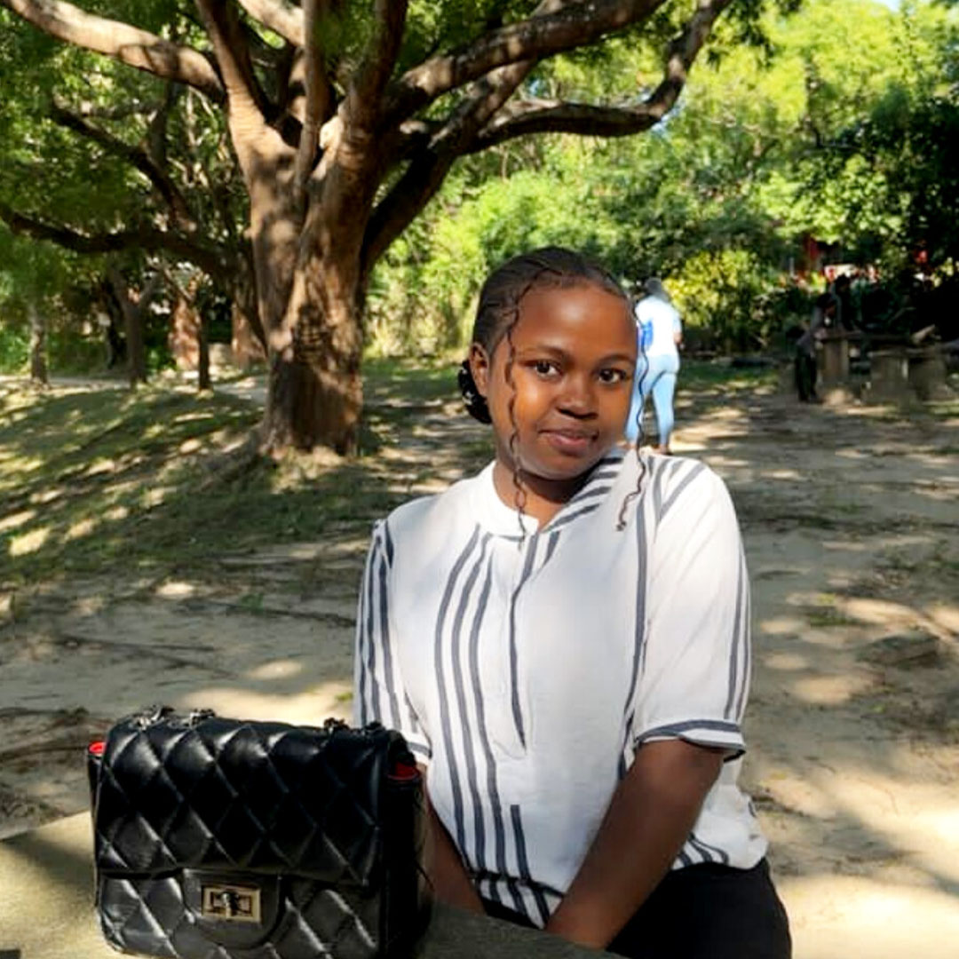 REBECA SHERIKO33_0002_REBECA SHERIKO33