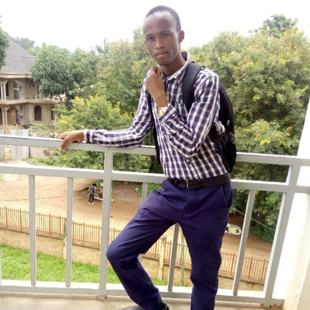 STEVEN 2_0000_STEVEN 2